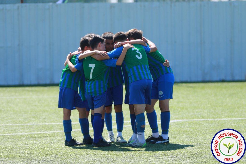 ULUSLARARASI U12 RİZE CUP 2024 KUPA TÖRENİ