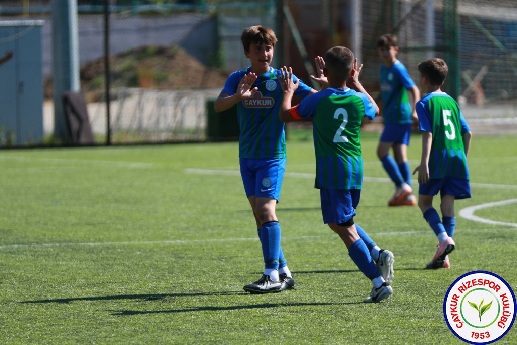 ULUSLARARASI U12 RİZE CUP 2024 KUPA TÖRENİ