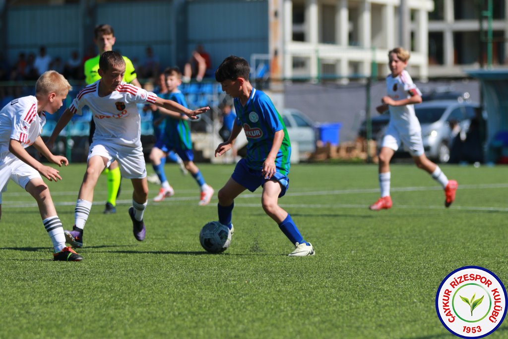 ULUSLARARASI U12 RİZE CUP 2024 KUPA TÖRENİ