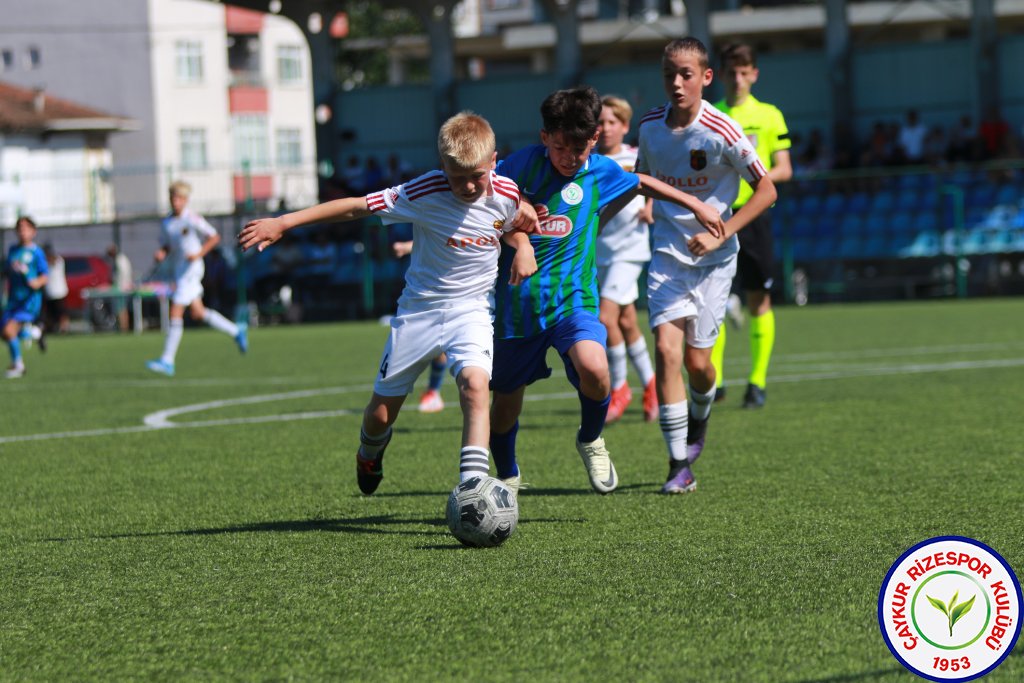 ULUSLARARASI U12 RİZE CUP 2024 KUPA TÖRENİ