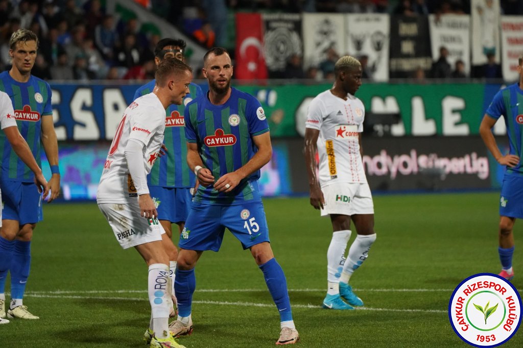 ÇAYKUR RİZESPOR 2 - 1 ANTALYASPOR