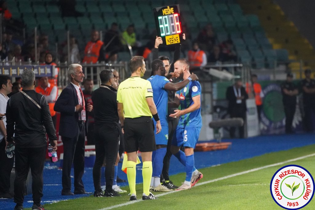 ÇAYKUR RİZESPOR 2 - 1 ANTALYASPOR