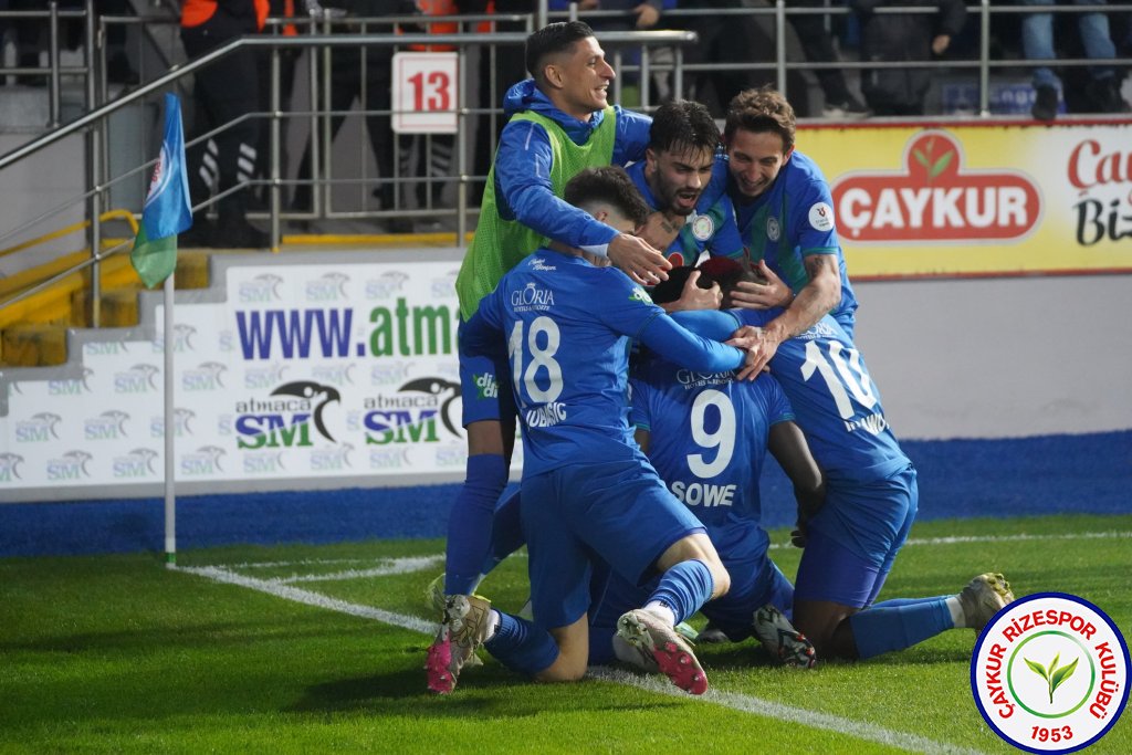 ÇAYKUR RİZESPOR A.Ş. 3 - 0 BELLONA KAYSERİSPOR