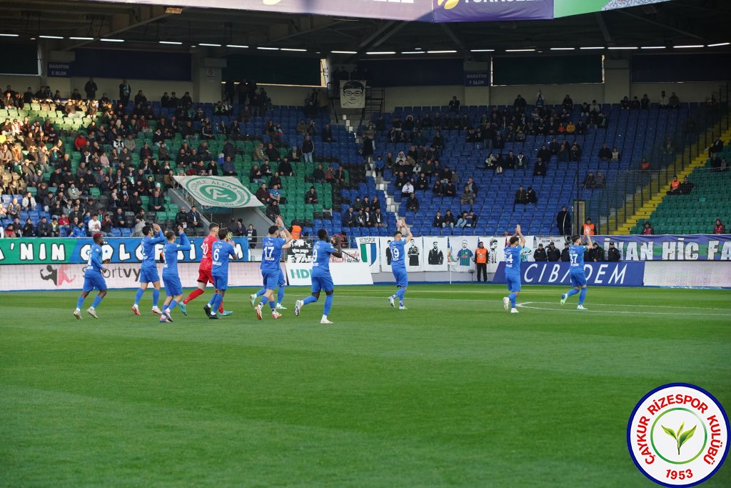 ÇAYKUR RİZESPOR A.Ş. 3 - 0 BELLONA KAYSERİSPOR