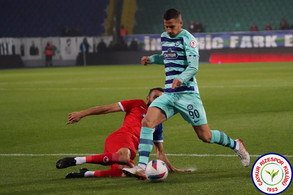 ÇAYKUR RİZESPOR 3-2 SİLİVRİSPOR