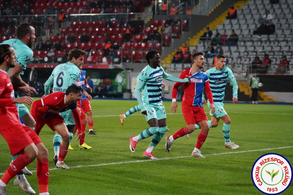 ÇAYKUR RİZESPOR 3-2 SİLİVRİSPOR