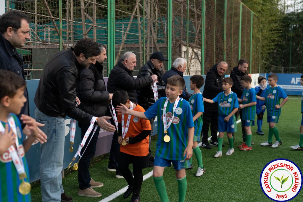 Rizespor Akademi U9 takımı Gürcistan’da düzenlenen Chuka Cup 2024'te şampiyon oldu.