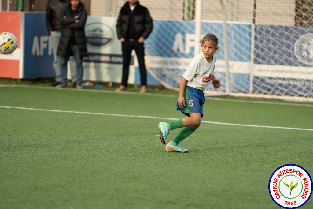 Rizespor Akademi U9 takımı Gürcistan’da düzenlenen Chuka Cup 2024'te şampiyon oldu.