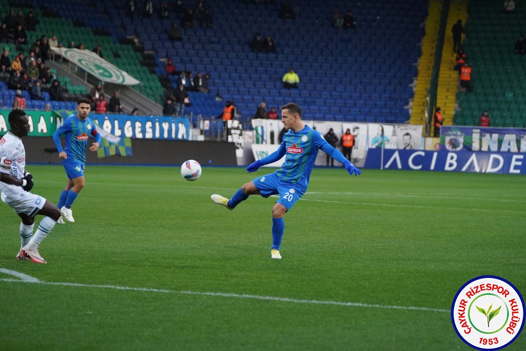 ÇAYKUR RİZESPOR 1 - 1 TÜMOSAN KONYASPOR