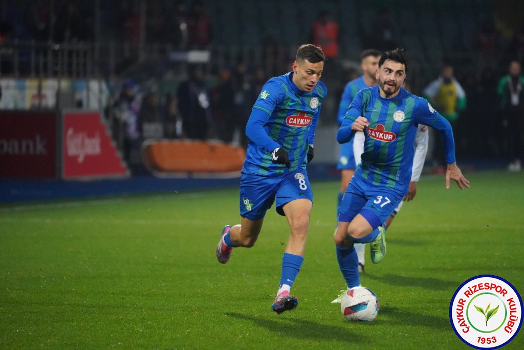 ÇAYKUR RİZESPOR 1 - 1 TÜMOSAN KONYASPOR