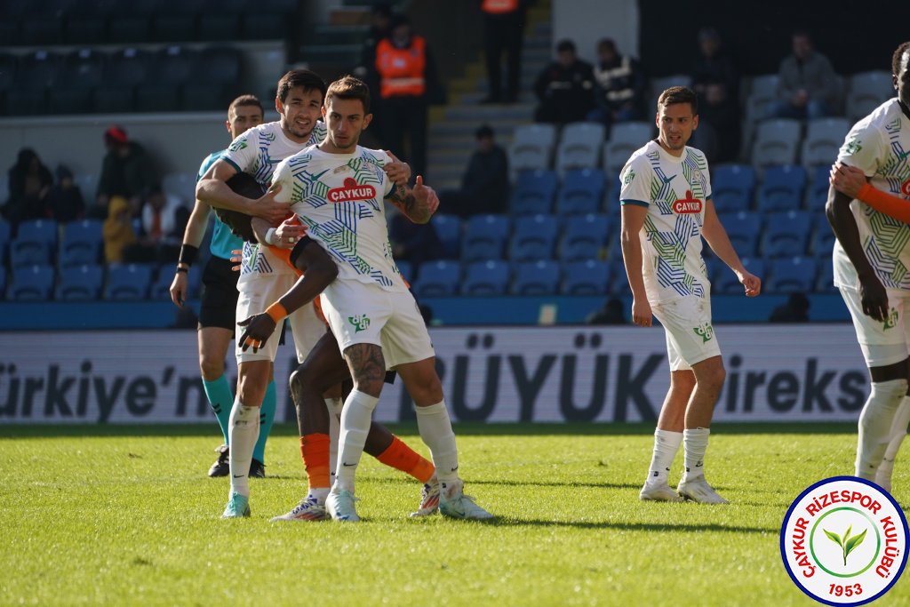 RAMS BAŞAKŞEHİR FK 2 - 0 ÇAYKUR RİZESPOR