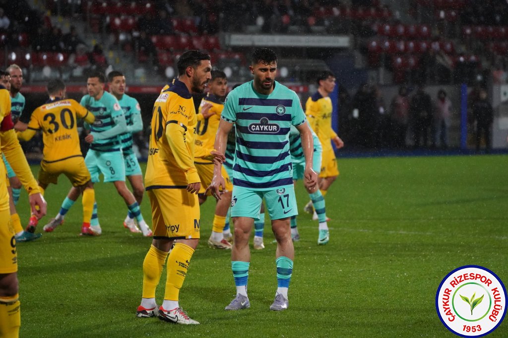 ÇAYKUR RİZESPOR 2-1 MKE ANKARAGÜCÜ