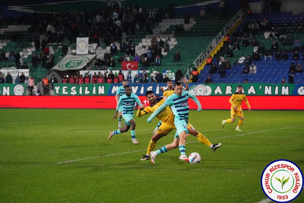 ÇAYKUR RİZESPOR 2-1 MKE ANKARAGÜCÜ