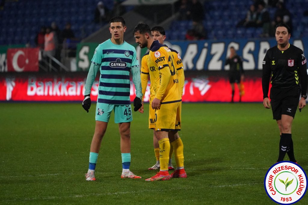 ÇAYKUR RİZESPOR 2-1 MKE ANKARAGÜCÜ