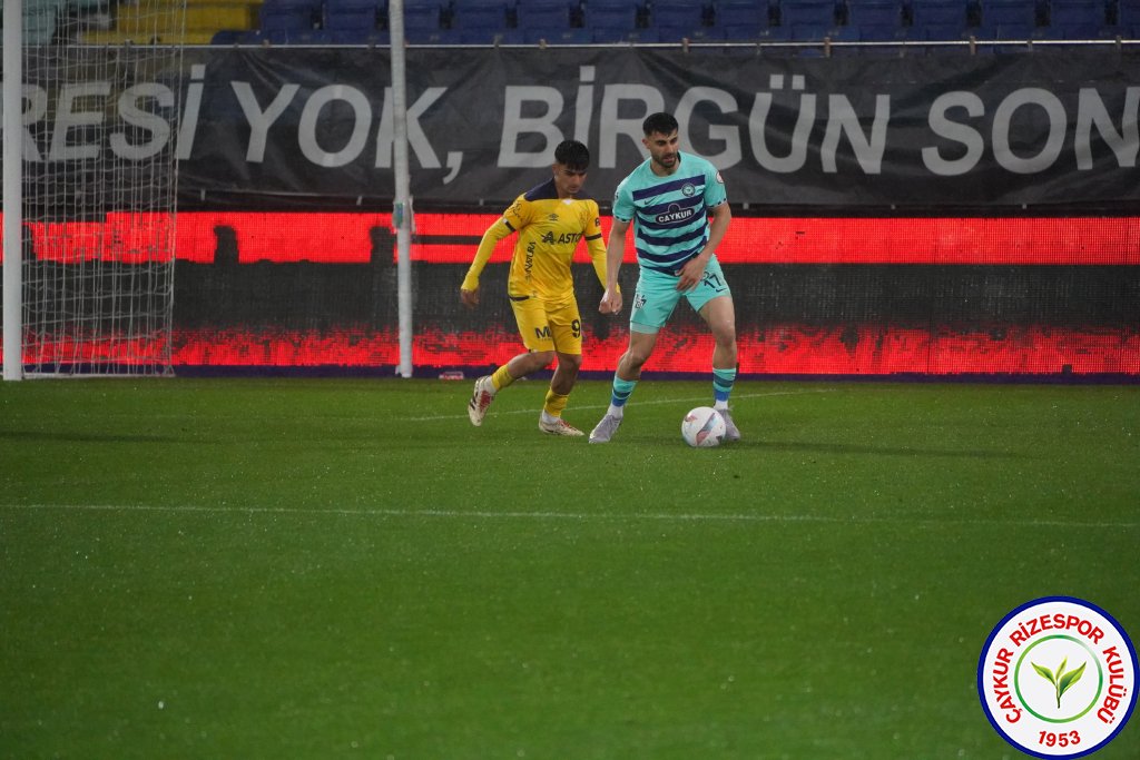 ÇAYKUR RİZESPOR 2-1 MKE ANKARAGÜCÜ