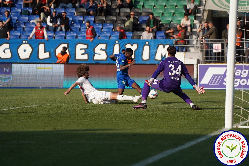 ÇAYKUR RİZESPOR 5 - 2 ATAKAŞ HATAYSPOR