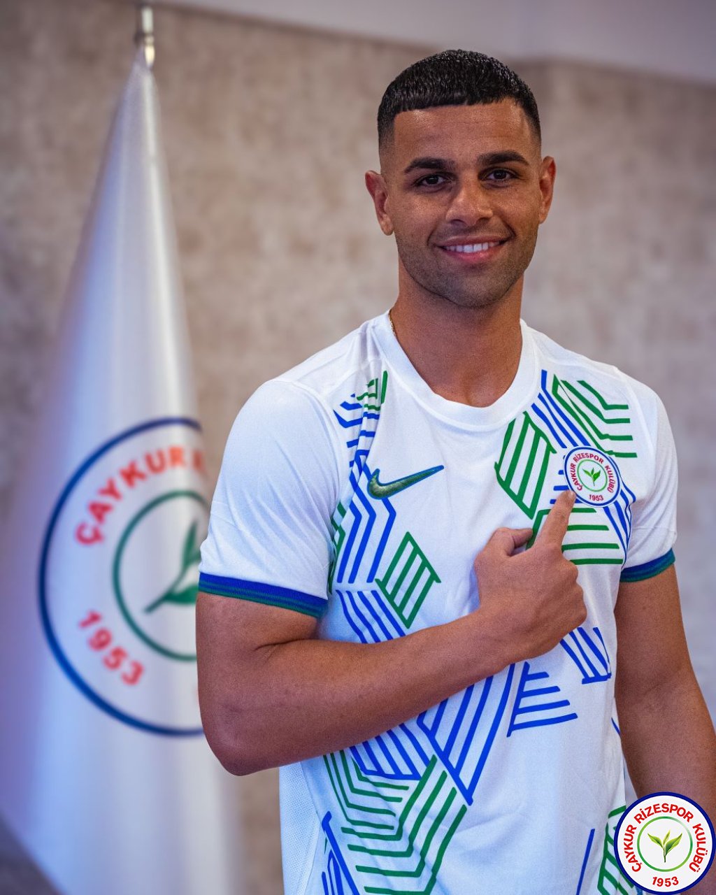 https://caykurrizespor.org.tr/Haber/Kaleci-Erdem-Canpolat-Caykur-Rizesporda-6146.html