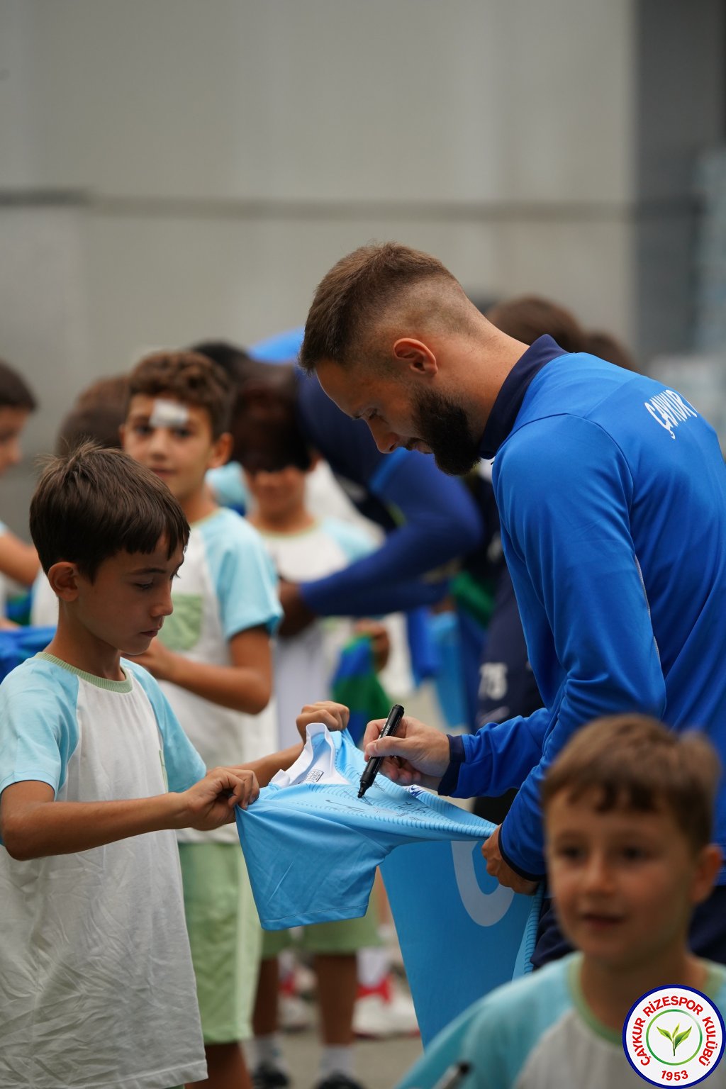 1918 Rizespor Futbol Kulübü U9 takımı antrenmanı ziyaret etti
