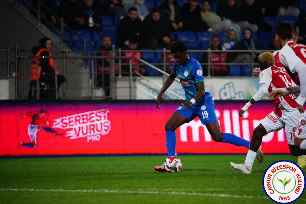 ÇAYKUR RİZESPOR A.Ş. 1 - 0 MISIRLI.COM.TR FATİH KARAGÜMRÜK