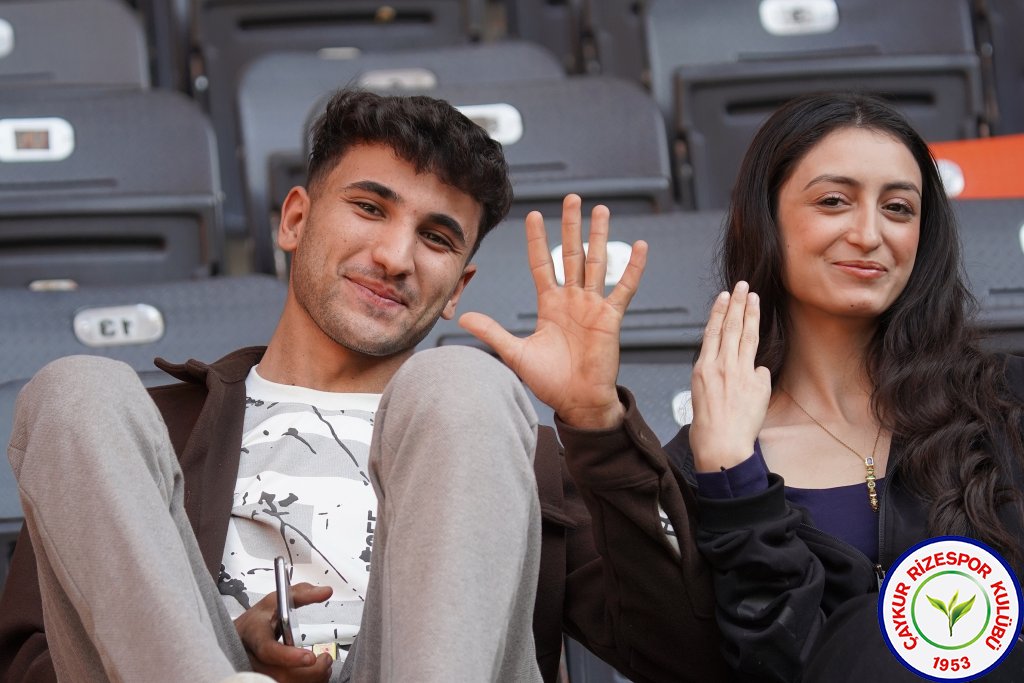 GAZİANTEP FUTBOL KULÜBÜ A.Ş.	2 - 2	ÇAYKUR RİZESPOR A.Ş.