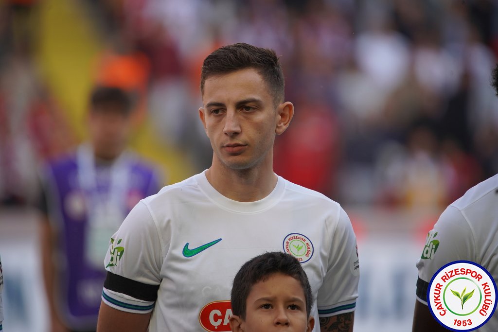 GAZİANTEP FUTBOL KULÜBÜ A.Ş.	2 - 2	ÇAYKUR RİZESPOR A.Ş.