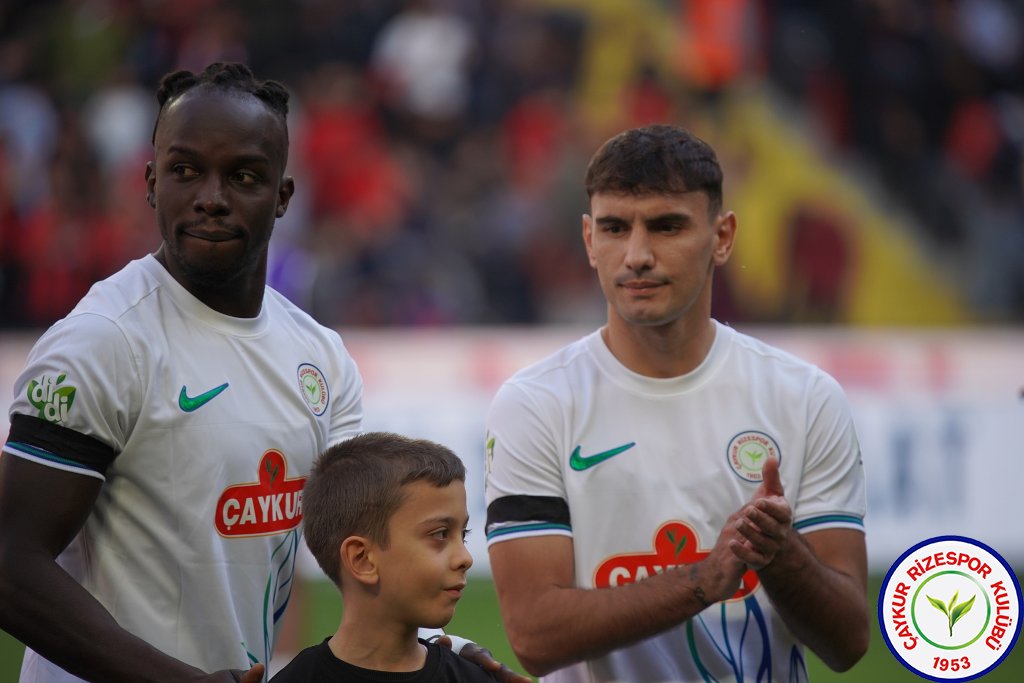 GAZİANTEP FUTBOL KULÜBÜ A.Ş.	2 - 2	ÇAYKUR RİZESPOR A.Ş.