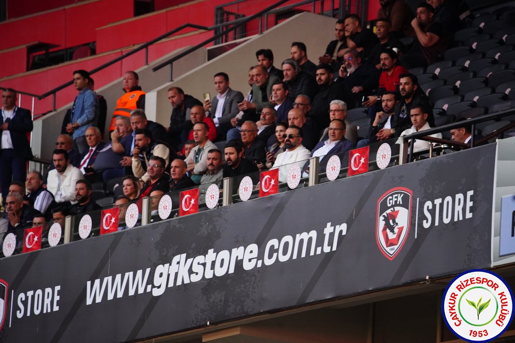 GAZİANTEP FUTBOL KULÜBÜ A.Ş.	2 - 2	ÇAYKUR RİZESPOR A.Ş.
