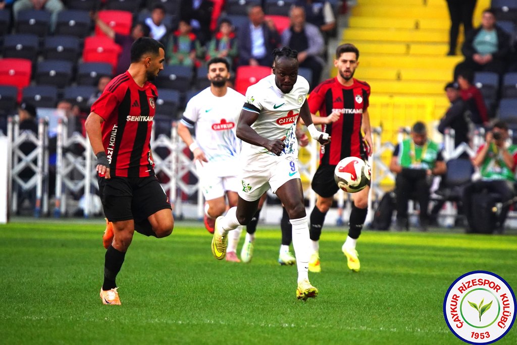 GAZİANTEP FUTBOL KULÜBÜ A.Ş.	2 - 2	ÇAYKUR RİZESPOR A.Ş.