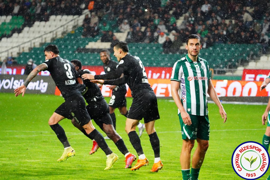 TÜMOSAN KONYASPOR 1 - 1 ÇAYKUR RİZESPOR