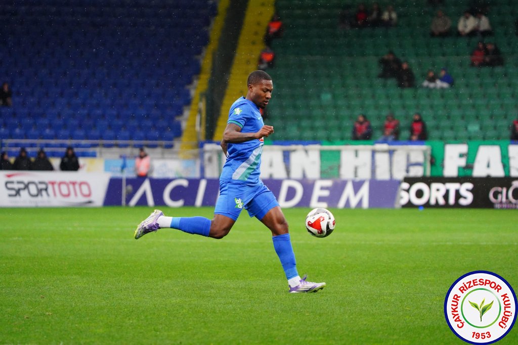 ÇAYKUR RİZESPOR 3 - 0 İKAS EYÜPSPOR