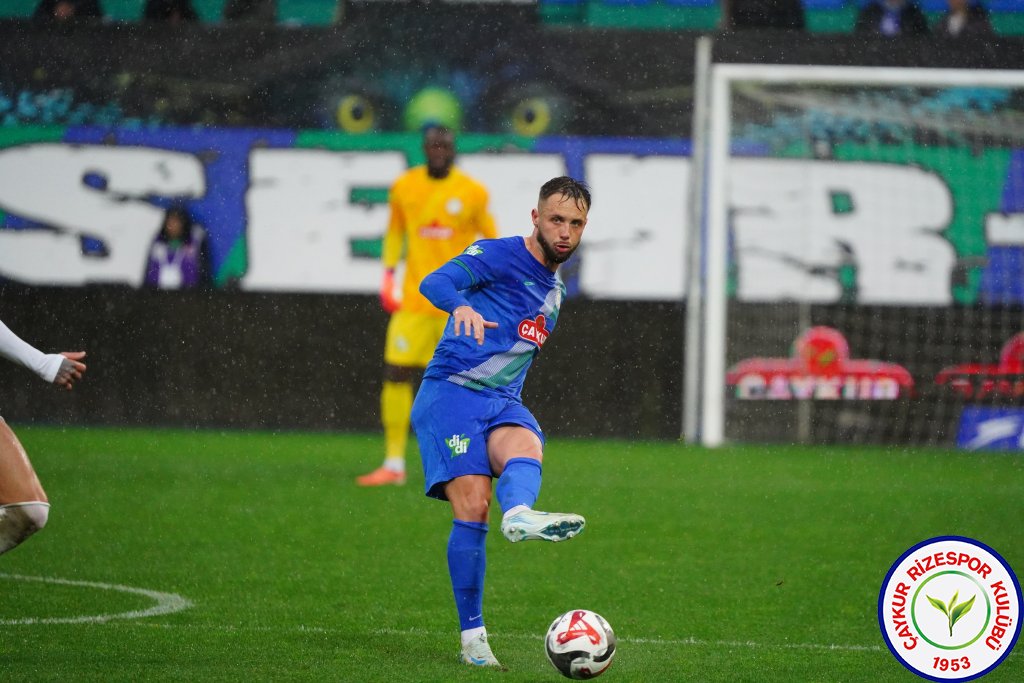 ÇAYKUR RİZESPOR 3 - 0 İKAS EYÜPSPOR