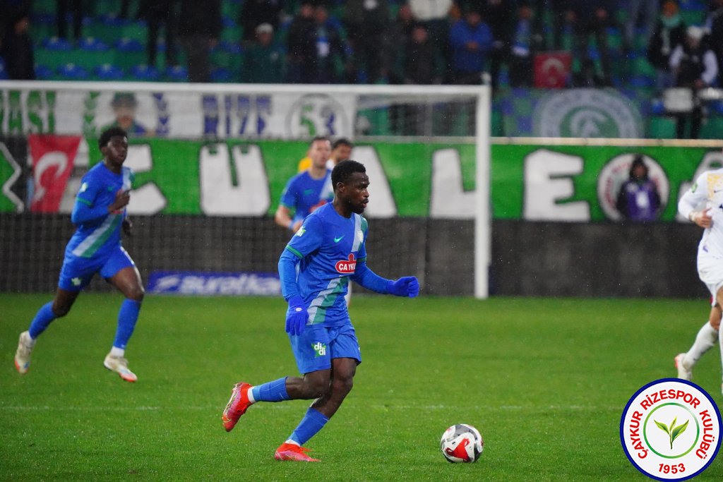 ÇAYKUR RİZESPOR 3 - 0 İKAS EYÜPSPOR