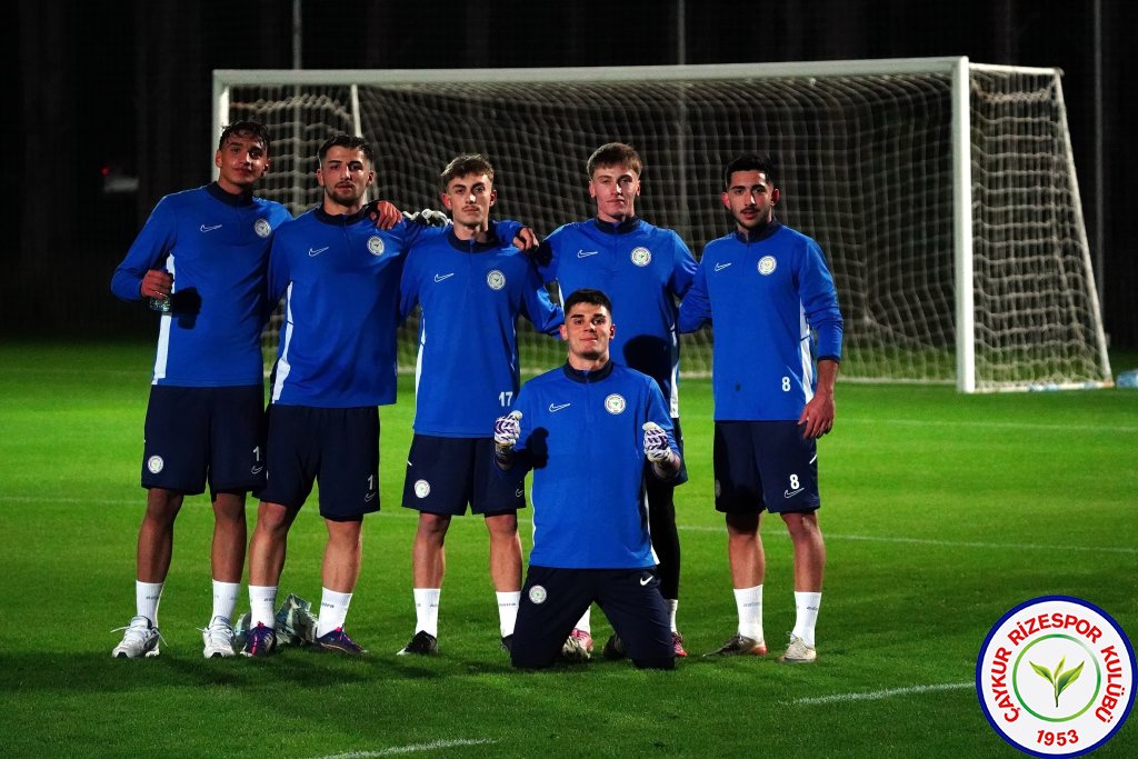 Çaykur Rizespor'umuz ikinci yarı hazırlıklarının ikinci etabı için Antalya'da kampa girdi.