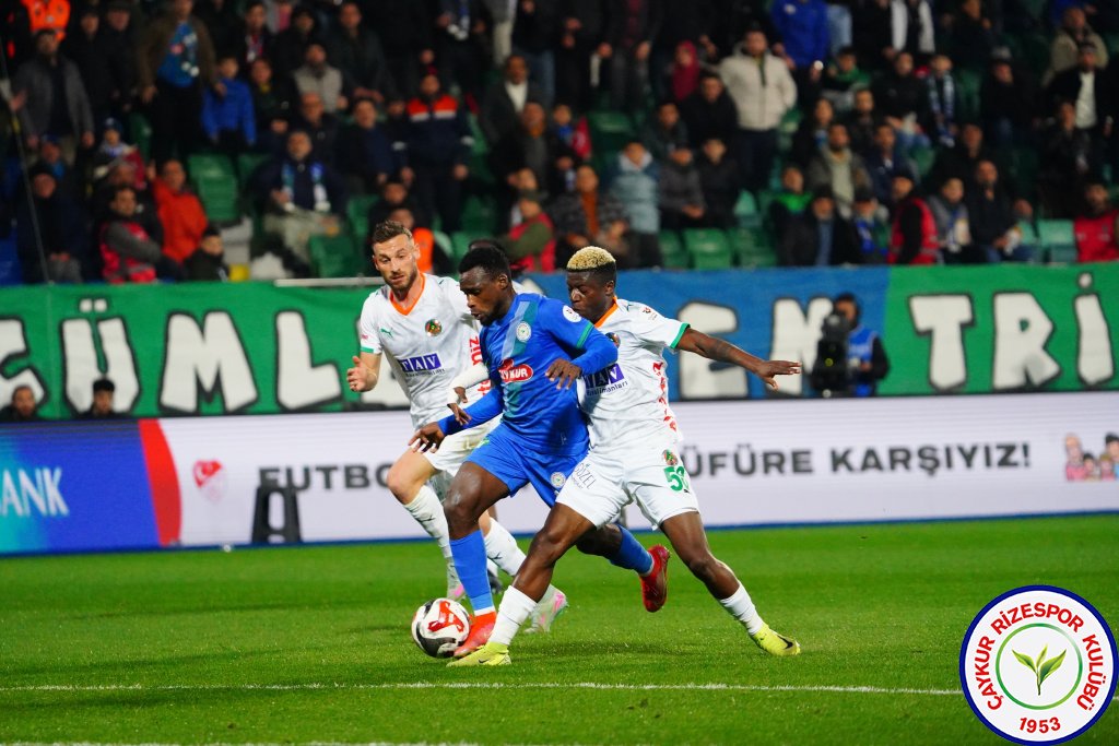 ÇAYKUR RİZESPOR A.Ş. 1 - 1 CORENDON ALANYASPOR