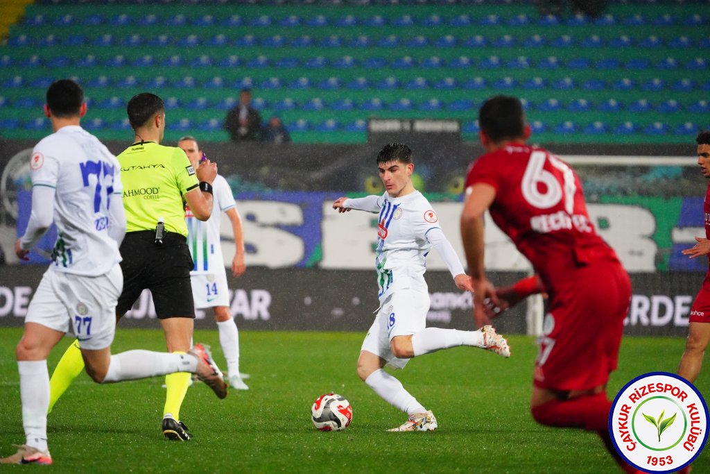 ÇAYKUR RİZESPOR A.Ş. 1-1 BEYOĞLU YENİ ÇARŞI SPOR FAALİYETLERİ A.Ş.