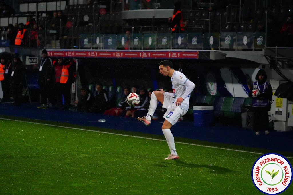 ÇAYKUR RİZESPOR A.Ş. 1-1 BEYOĞLU YENİ ÇARŞI SPOR FAALİYETLERİ A.Ş.