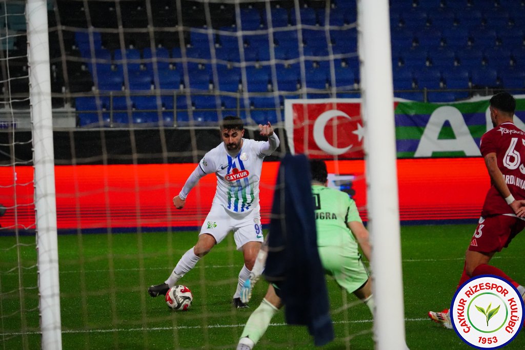 ÇAYKUR RİZESPOR A.Ş. 1-1 BEYOĞLU YENİ ÇARŞI SPOR FAALİYETLERİ A.Ş.