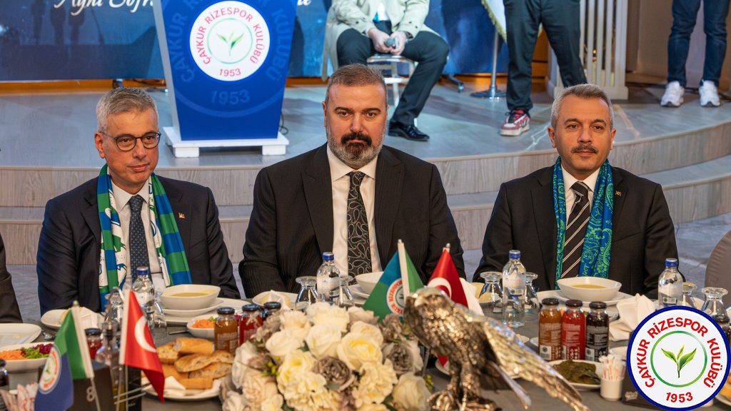 ÇAYKUR RİZESPOR’UMUZ RİZE’DE TEK YÜREK OLDU