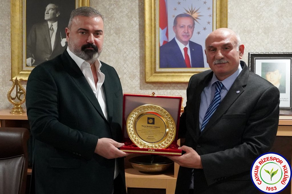 Rize Ziraat Mühendisleri Odası teşekkür plaketi taktim etti.