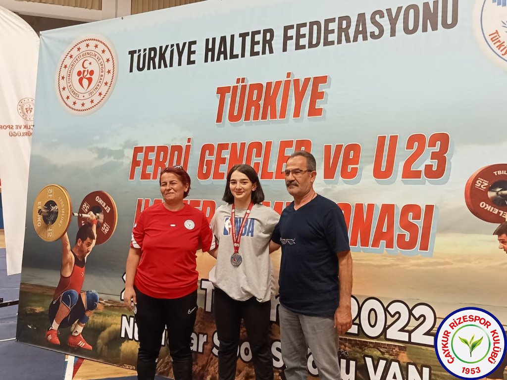 Halter Takımı Sporcumuz Kezban Ceren Bakırcı Türkiye 2'incisi Oldu