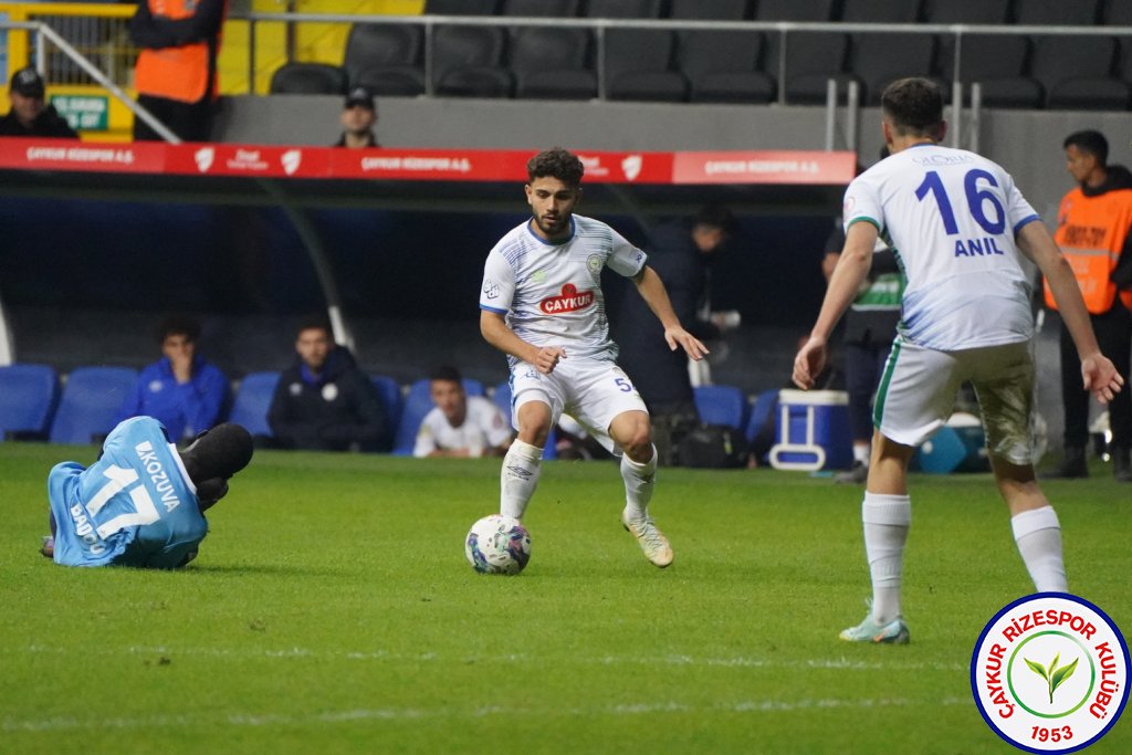 ADANA DEMİRSPOR 3-4 ÇAYKUR RİZESPOR / Unutulmaz Futbol Resitali