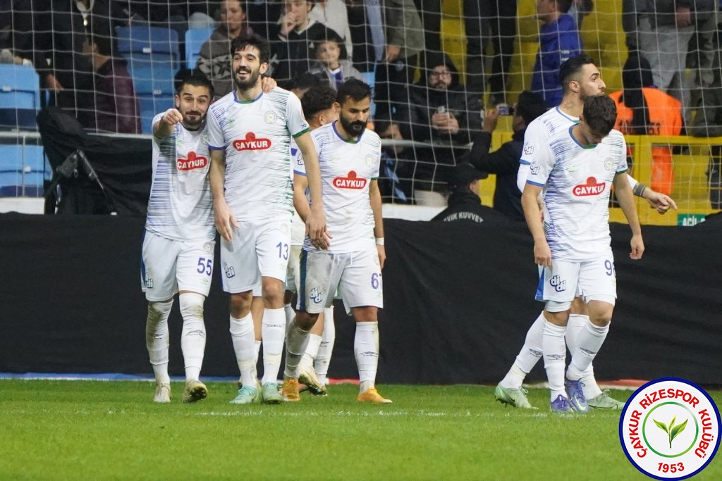 ADANA DEMİRSPOR 3-4 ÇAYKUR RİZESPOR / Unutulmaz Futbol Resitali