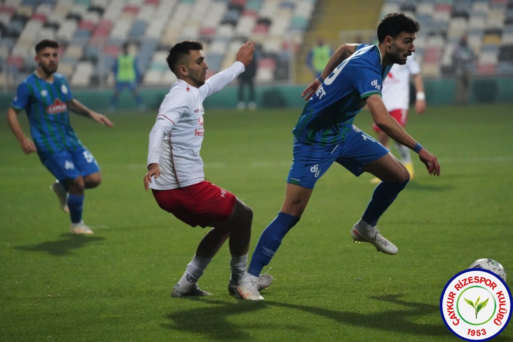 ALTINORDU 0 - 0 ÇAYKUR RİZESPOR / Sezonun ilk Yarısını 30 Puanla Tamamlıyoruz