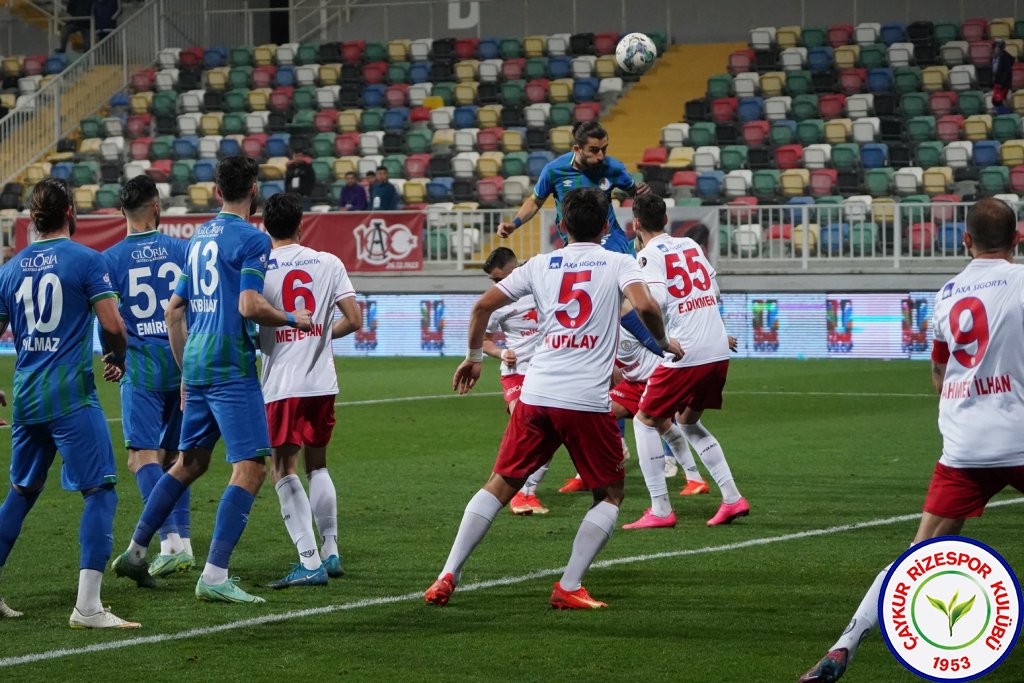 ALTINORDU 0 - 0 ÇAYKUR RİZESPOR / Sezonun ilk Yarısını 30 Puanla Tamamlıyoruz