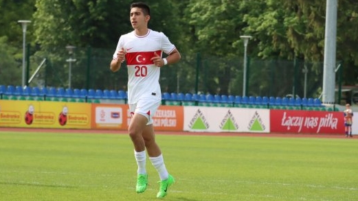 Rizespor Futbol Akademisinin Genç Atmacası Emir Bora Çoban; Türkiye U17 Milli Takımına Davet Edildi