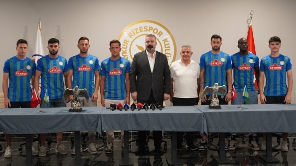 Çaykur Rizespor’umuzda yeni transferler tanıtıldı