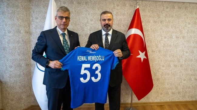 Sağlık Bakanı Kemal Memişoğlu Çaykur Rizespor Kulübümüzü ziyaret etti: