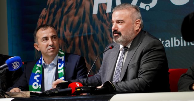 Teknik direktörümüz Recep Uçar imza töreni